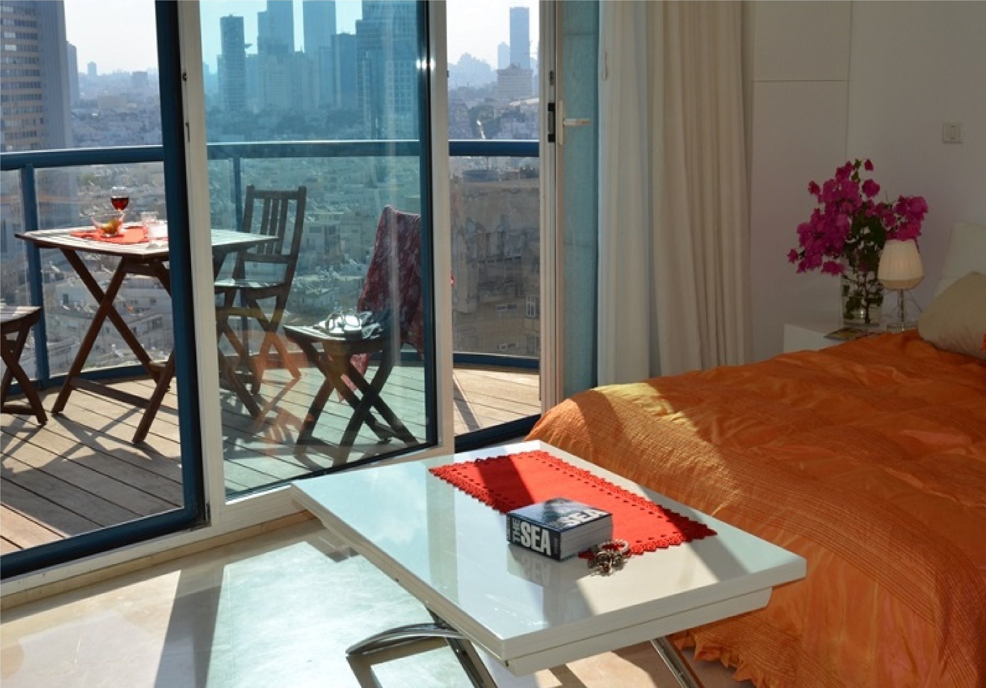 Excellent Beachfront Apt W/ Pool Access By Sea N' Rent Tel Aviv Eksteriør billede