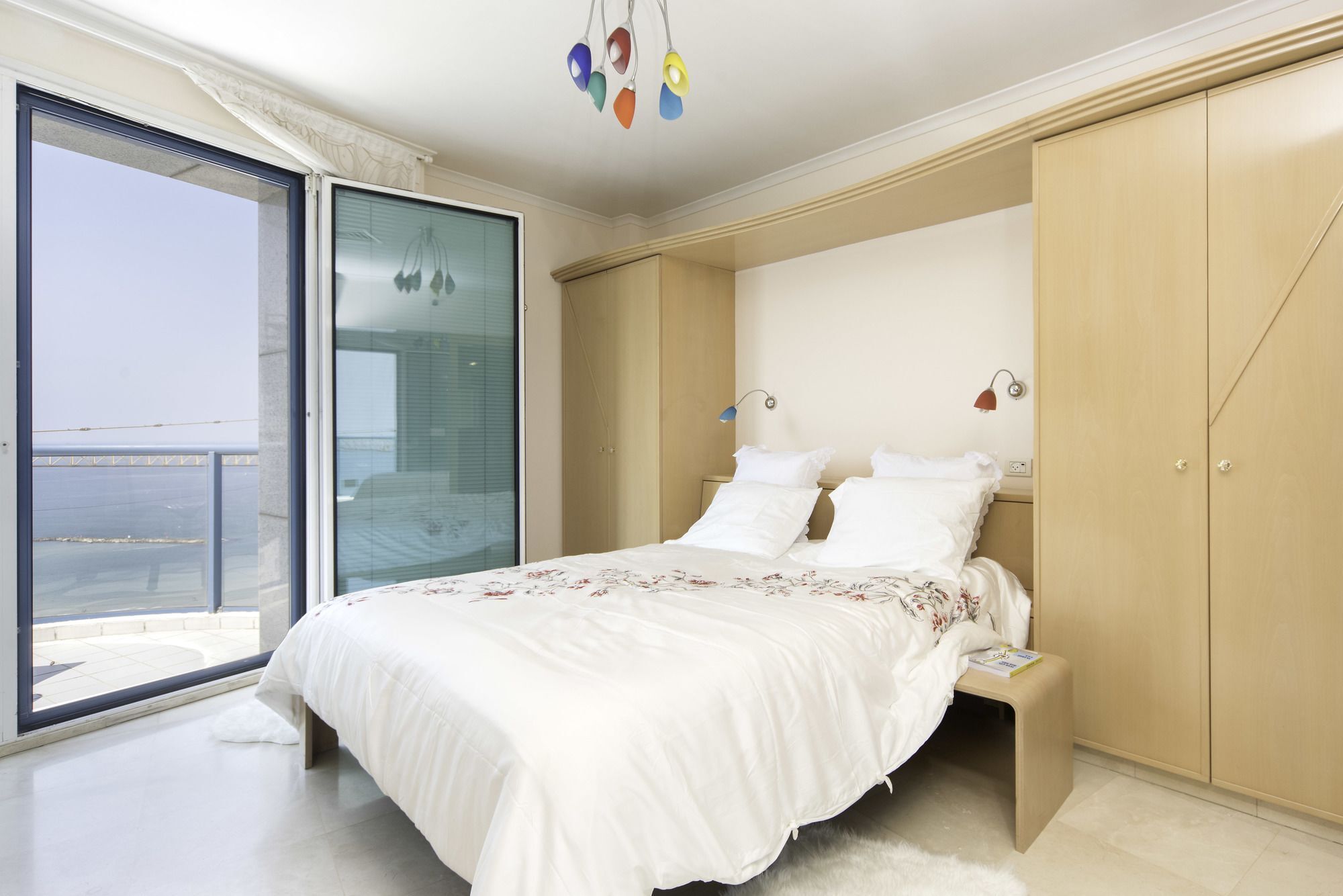 Excellent Beachfront Apt W/ Pool Access By Sea N' Rent Tel Aviv Eksteriør billede