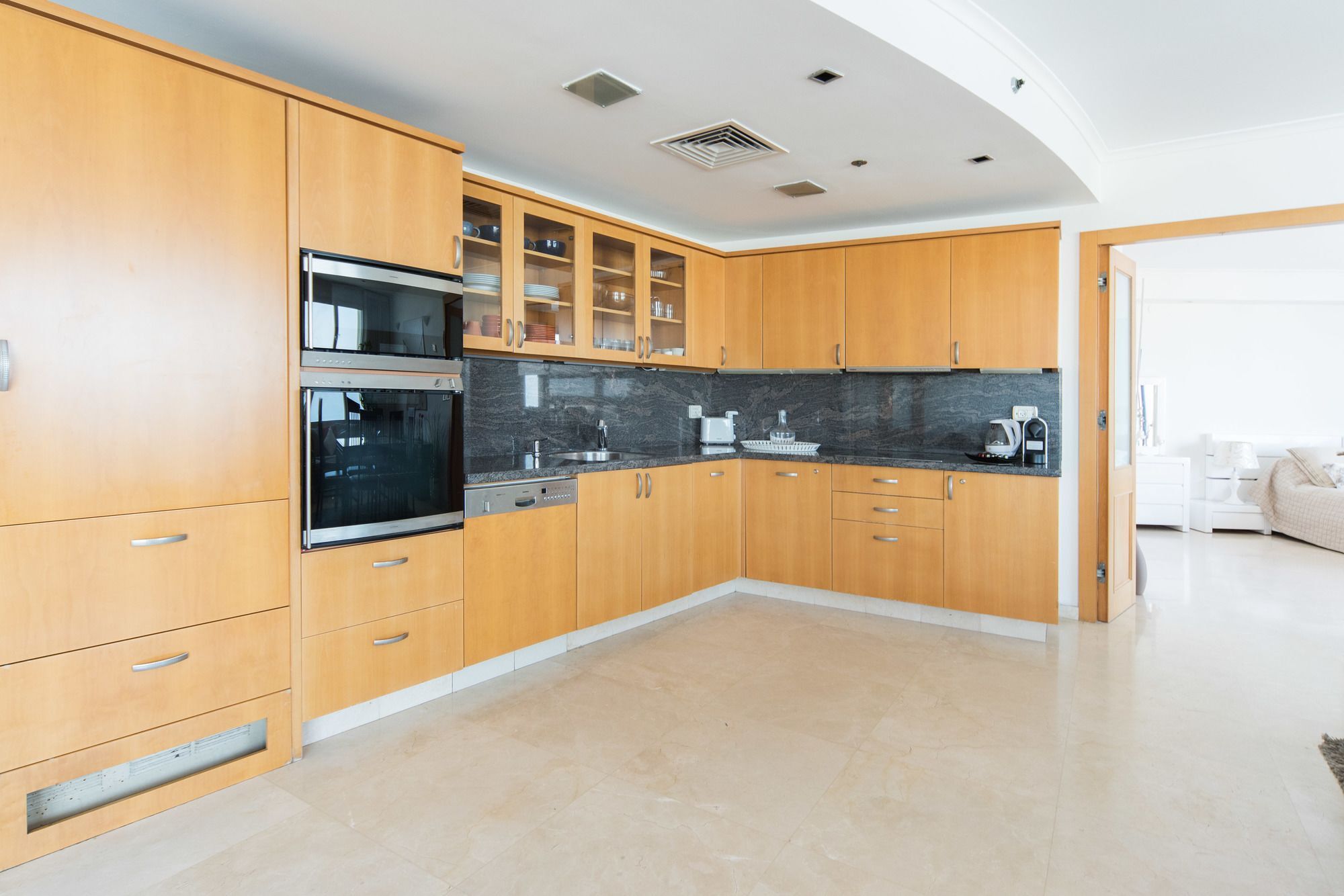 Excellent Beachfront Apt W/ Pool Access By Sea N' Rent Tel Aviv Eksteriør billede